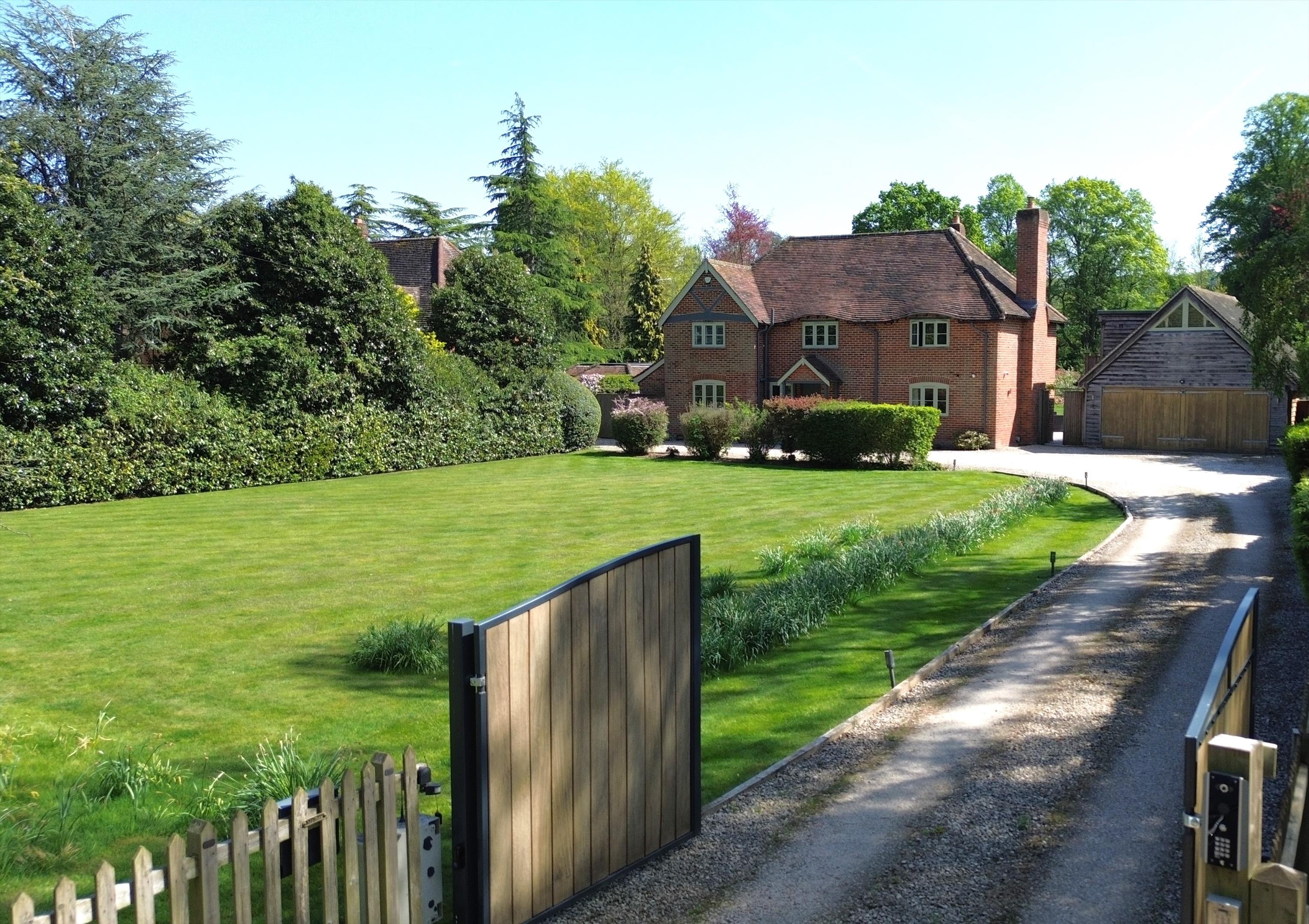 4 bedroom bungalow for sale