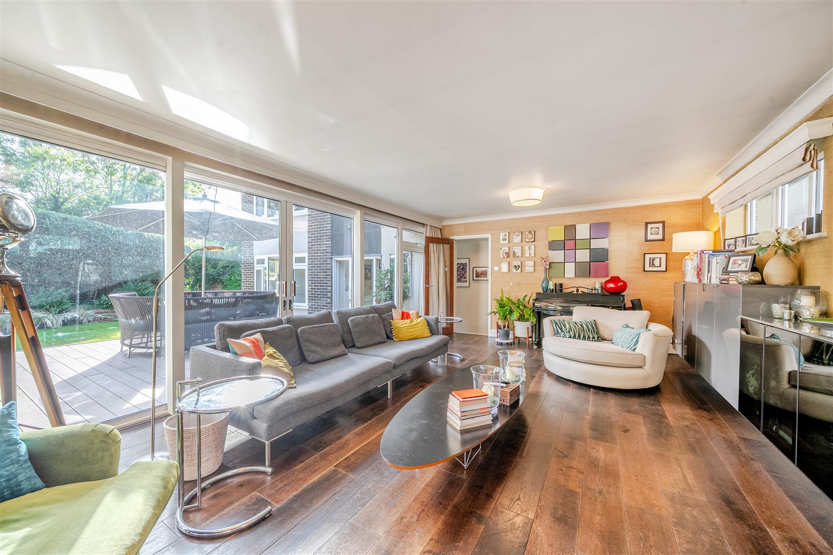 4 bedroom detached house for sale 0