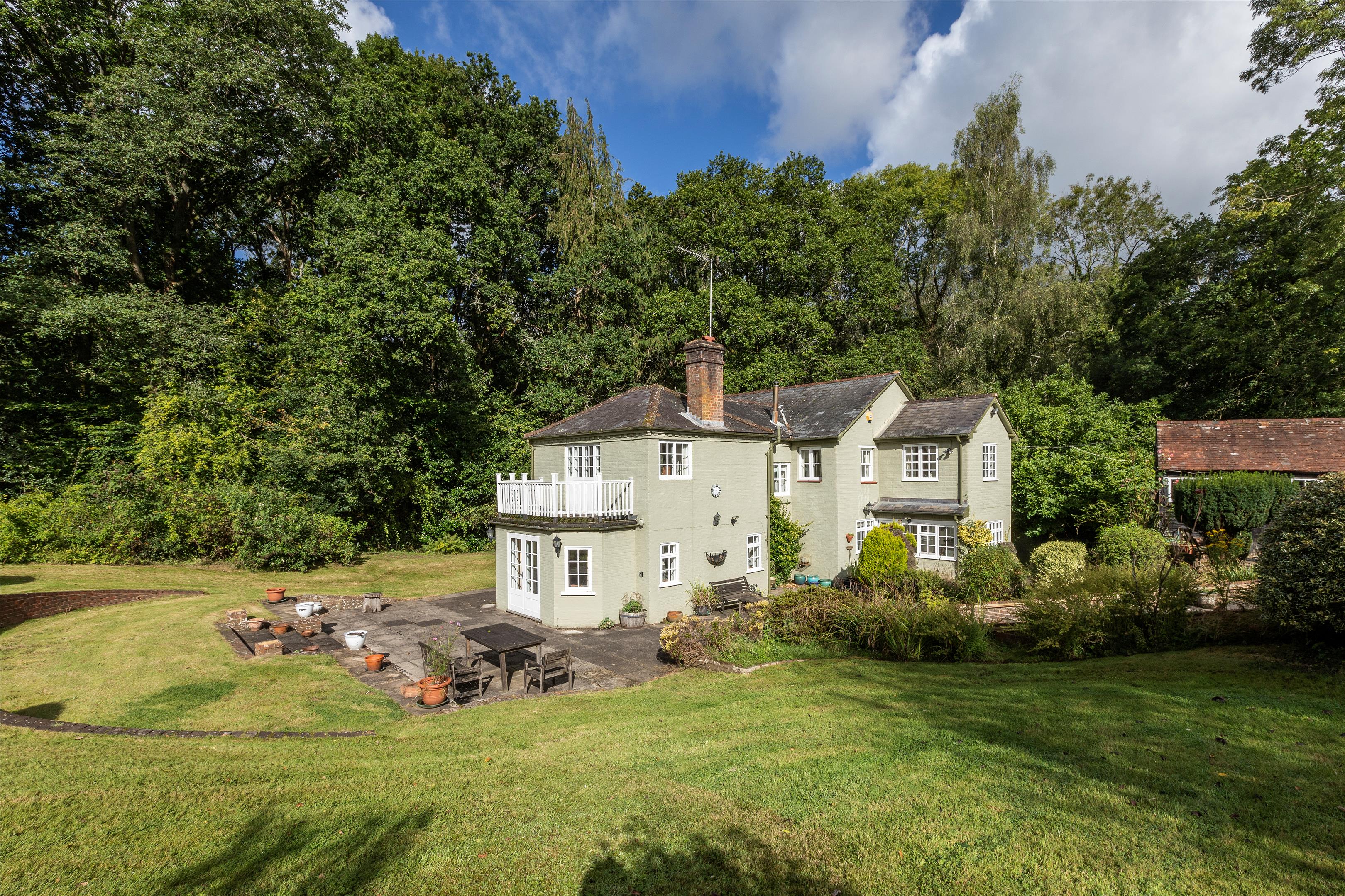 4 bedroom flat for sale