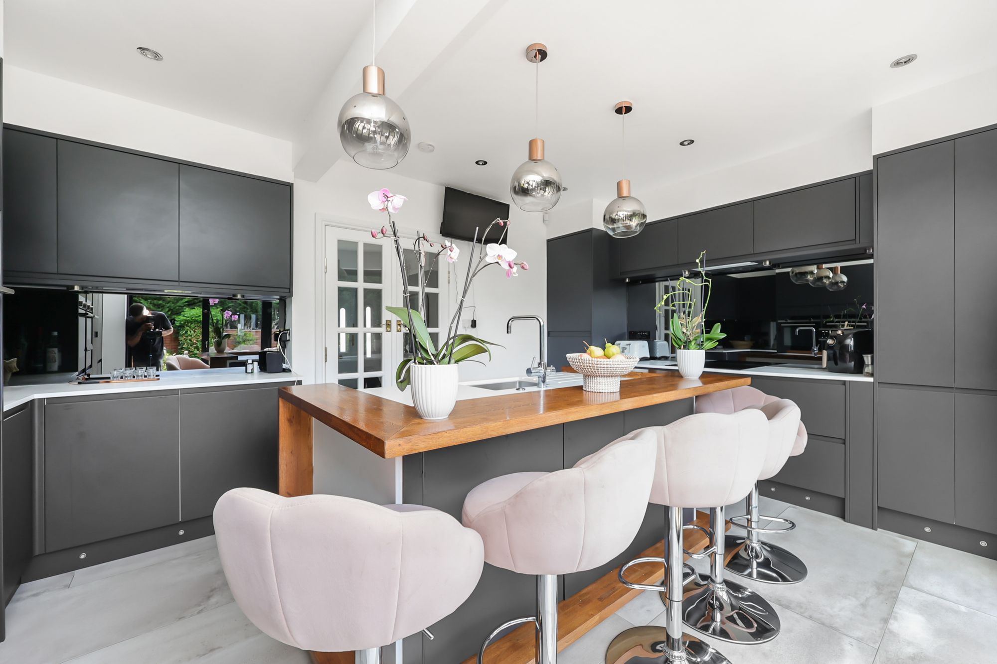 4 bedroom detached house for sale 0