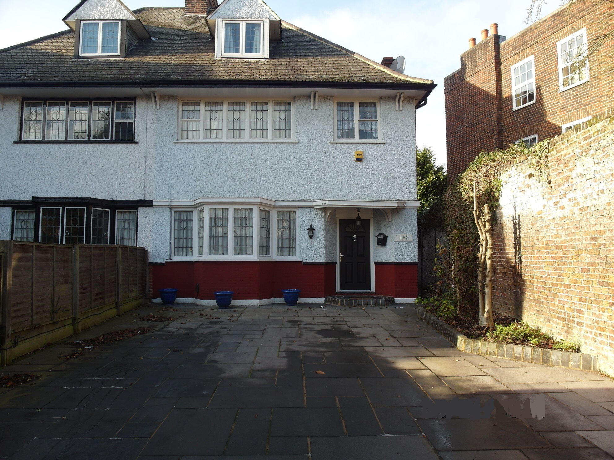 High Street, Southgate photo 3