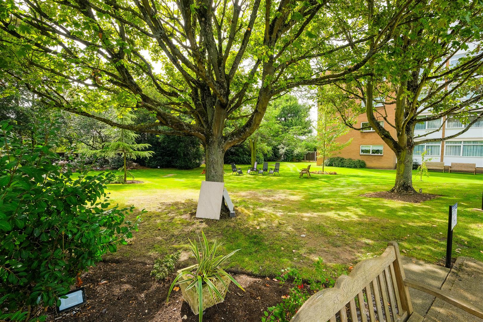 Photos of The Bowls, Chigwell IG7 65563325 PrimeLocation