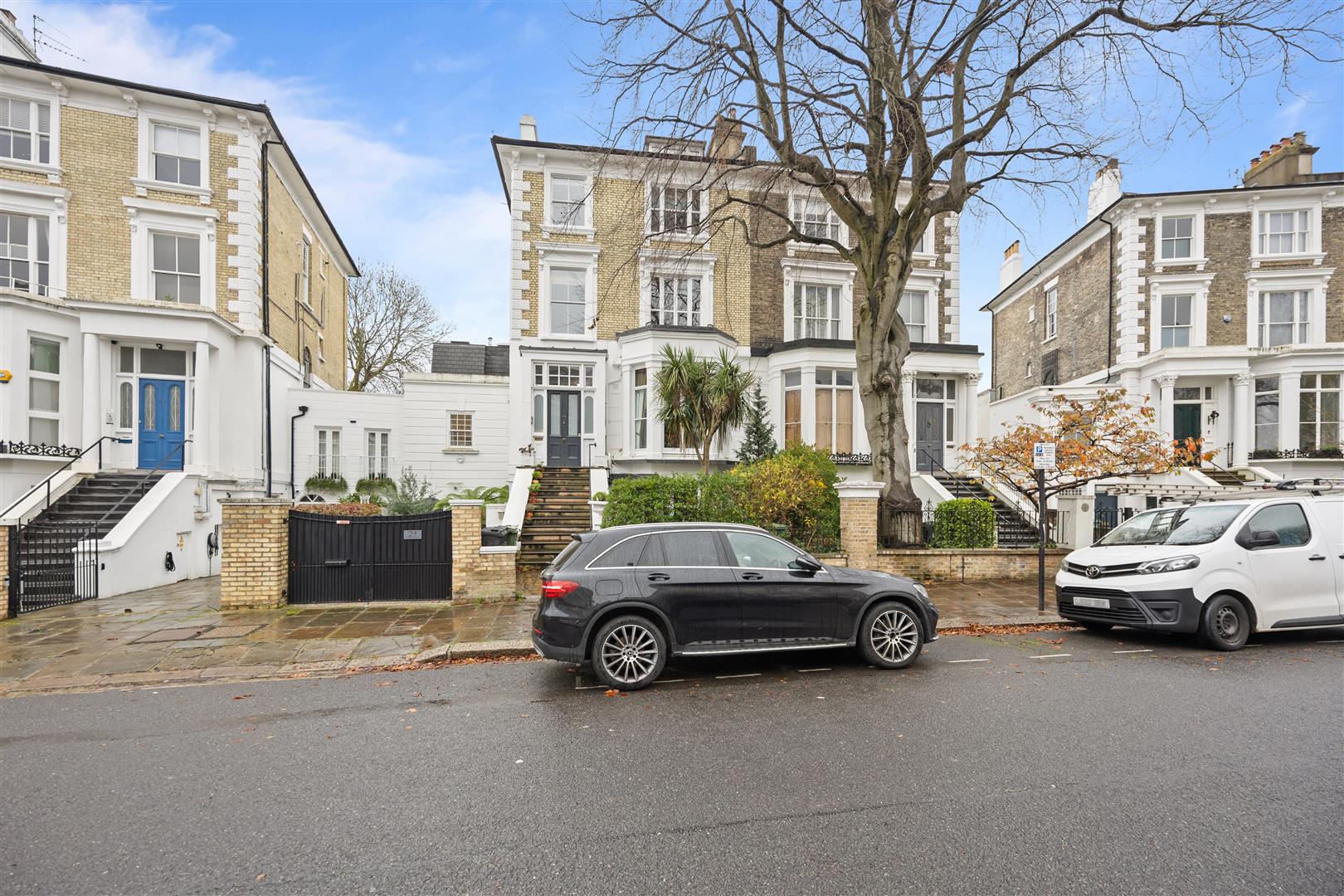 2 bedroom flat for sale 0