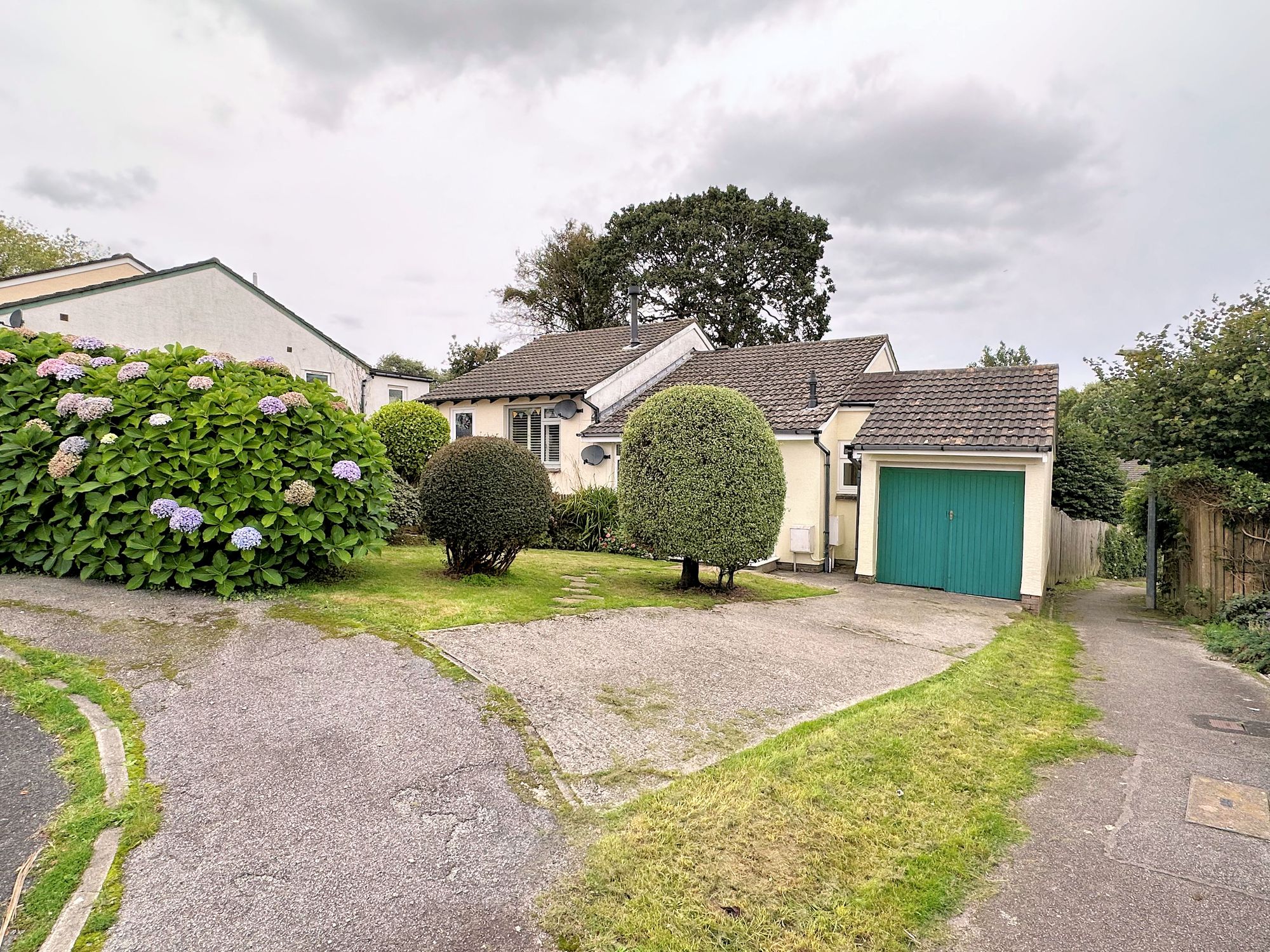 Photos of Longfield, Falmouth TR11 65907172 PrimeLocation