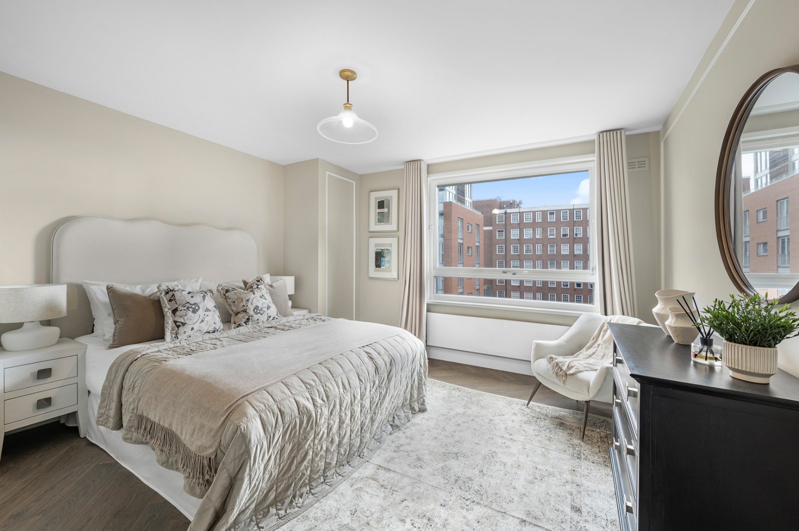 2 bedroom flat for sale 0