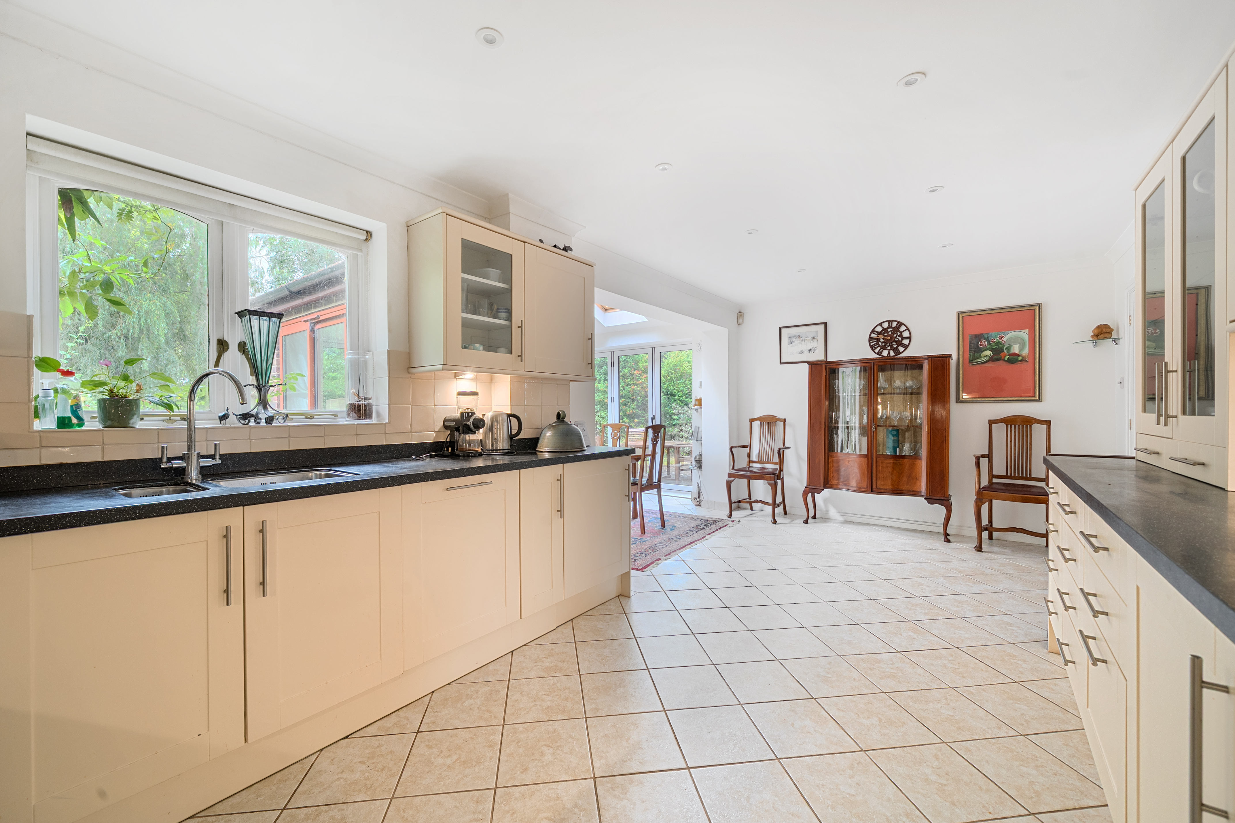 4 bedroom link-detached house for sale 0