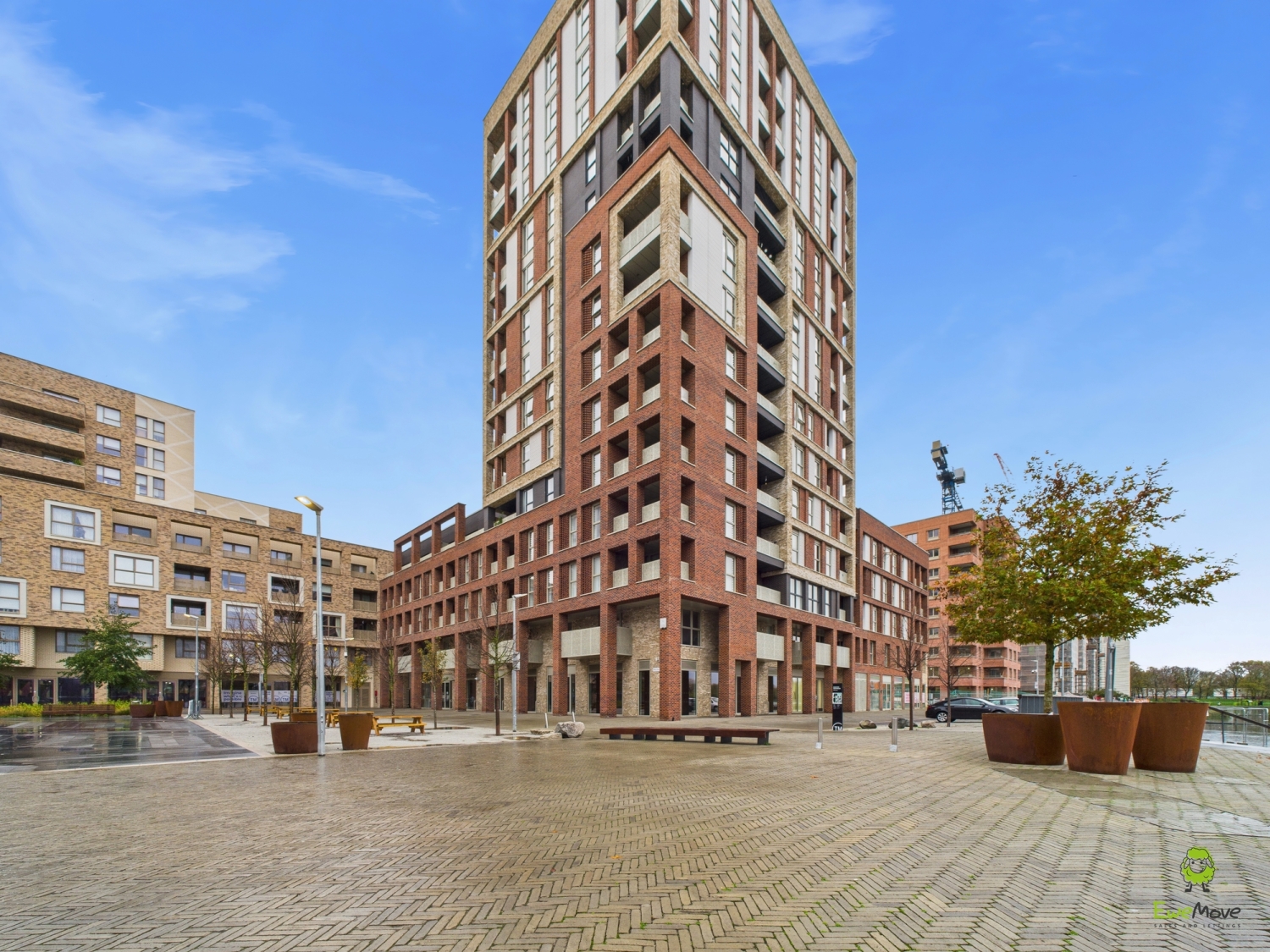1-bed flat on Flat 74, Starling Court, 1 Nest Way, London, £350,000
