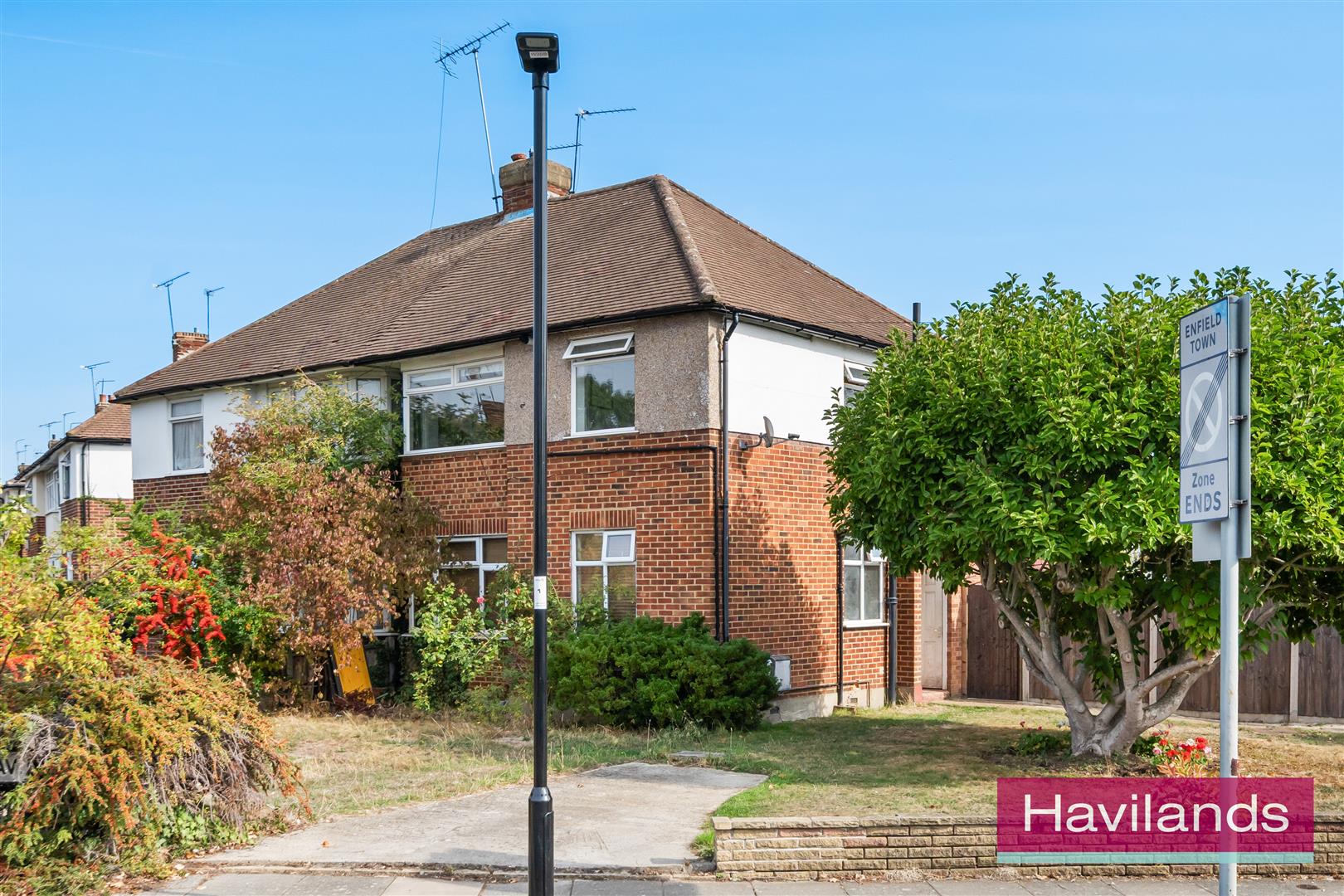 2 bed maisonette for sale