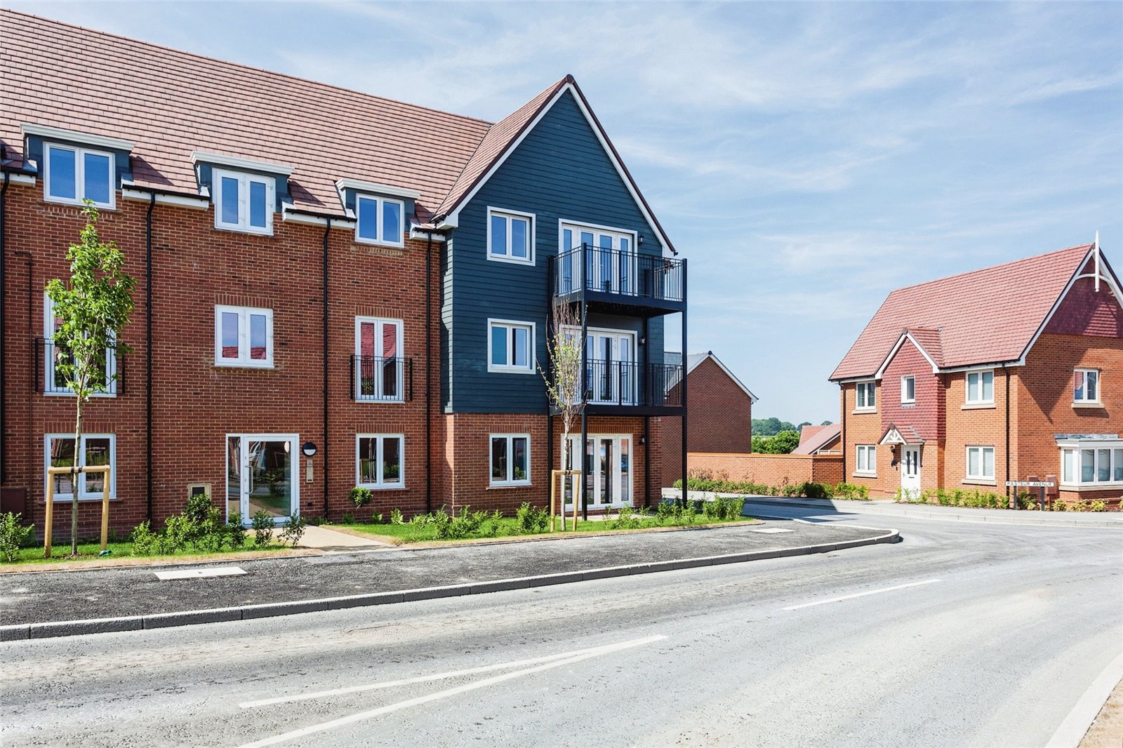 Kilnwood Vale, Faygate RH12, 2 bedroom flat for sale 66191892