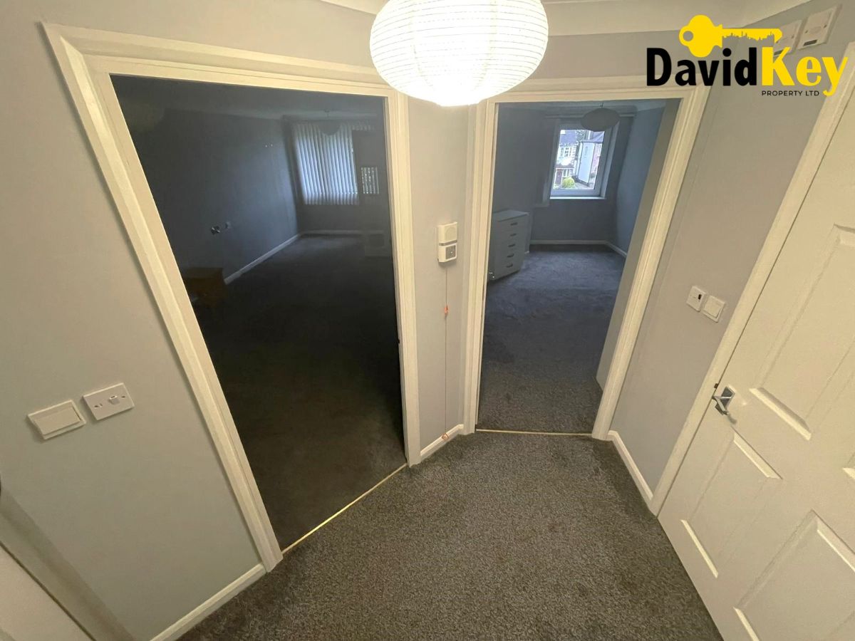 Photos of Weston Court, Farnham Close, London N20 62828004