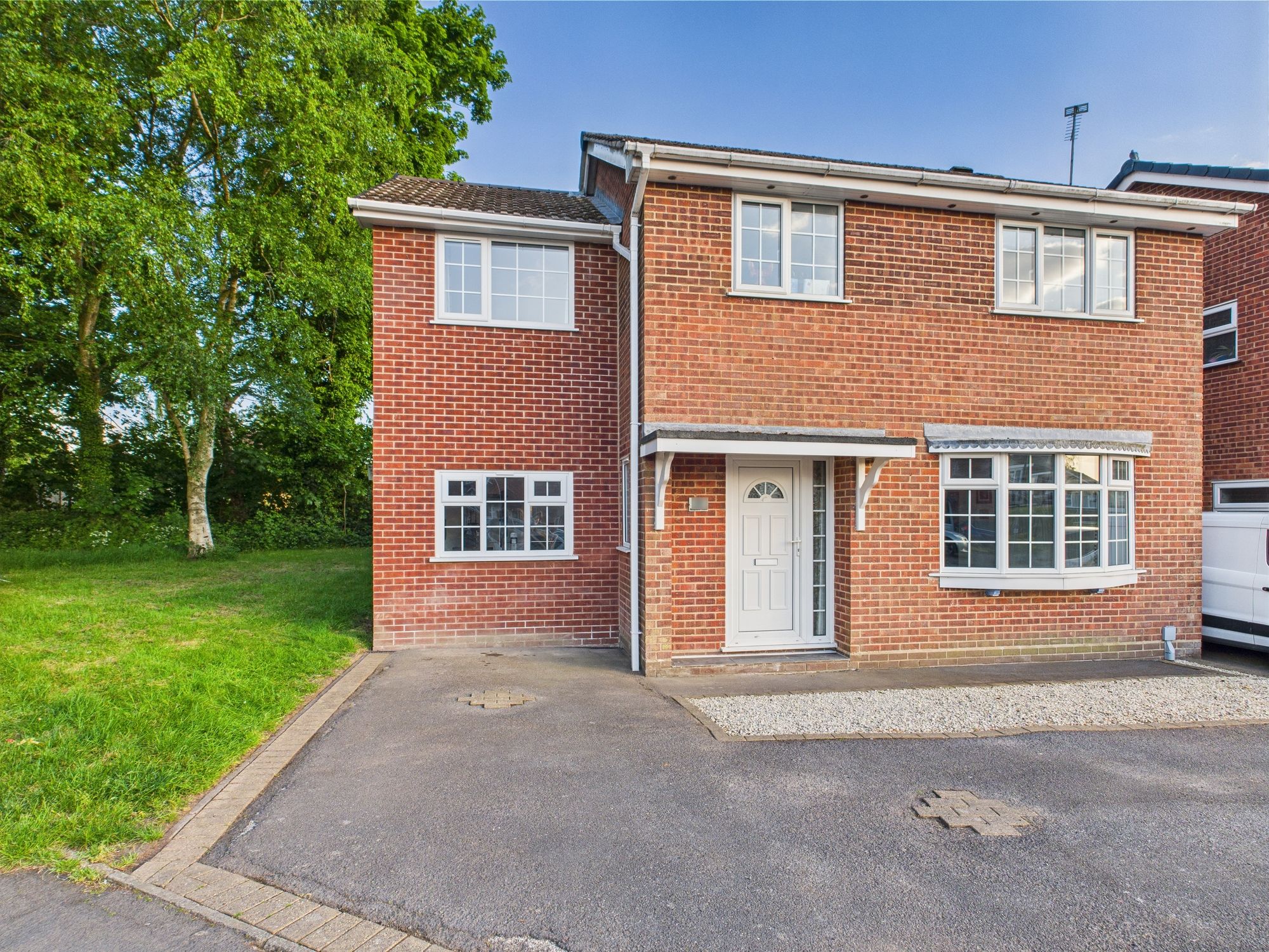 27 Ladybank Road, Derby photo 4