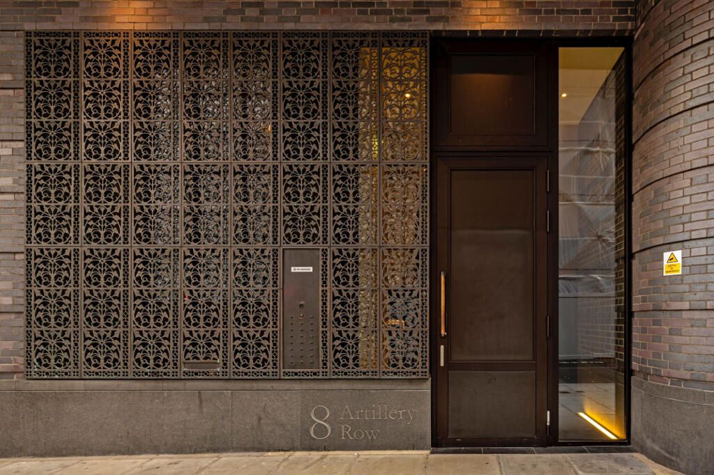 69a Etta Street, London photo 4