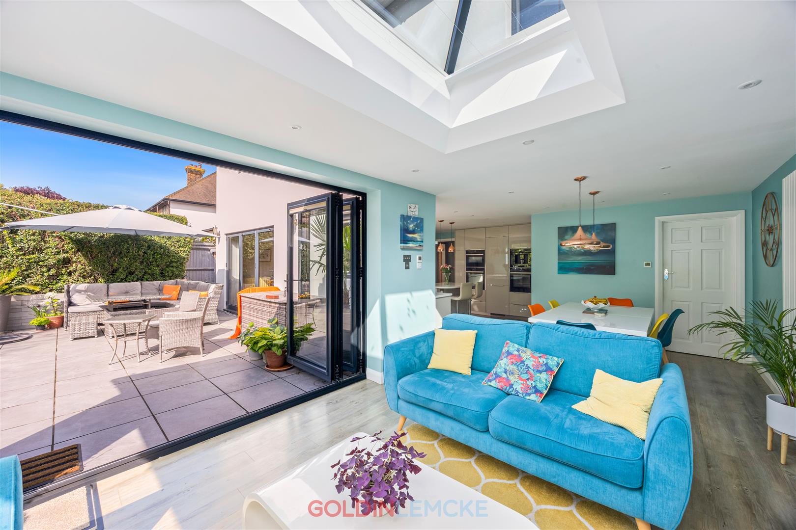 4 bedroom detached house for sale 0