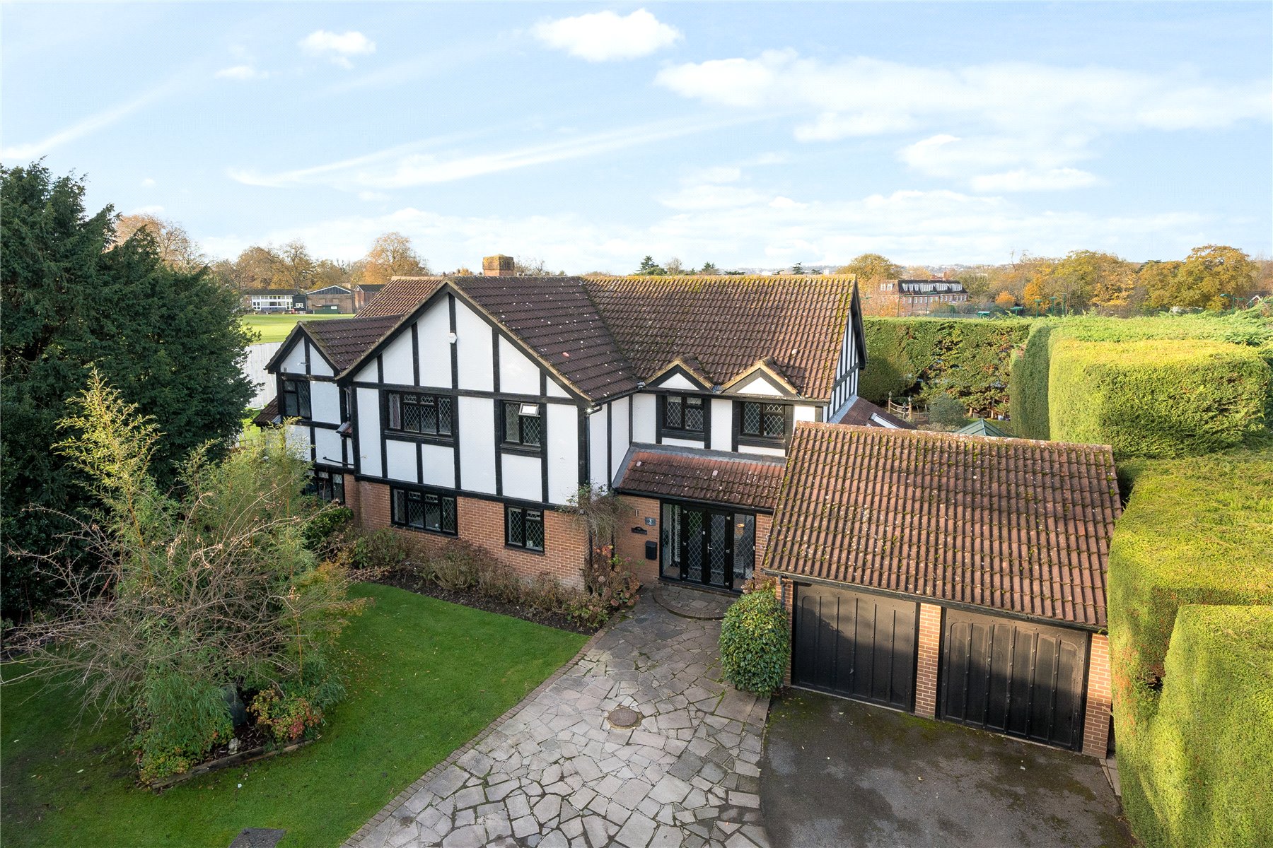 5 bedroom country house for sale 0