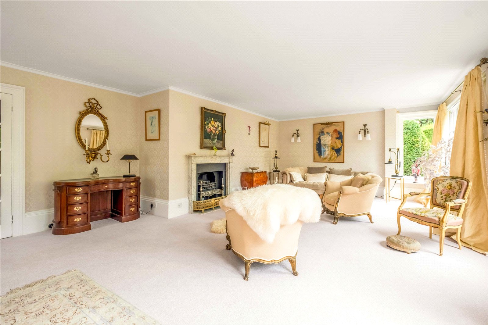 5 bedroom detached house for sale 0