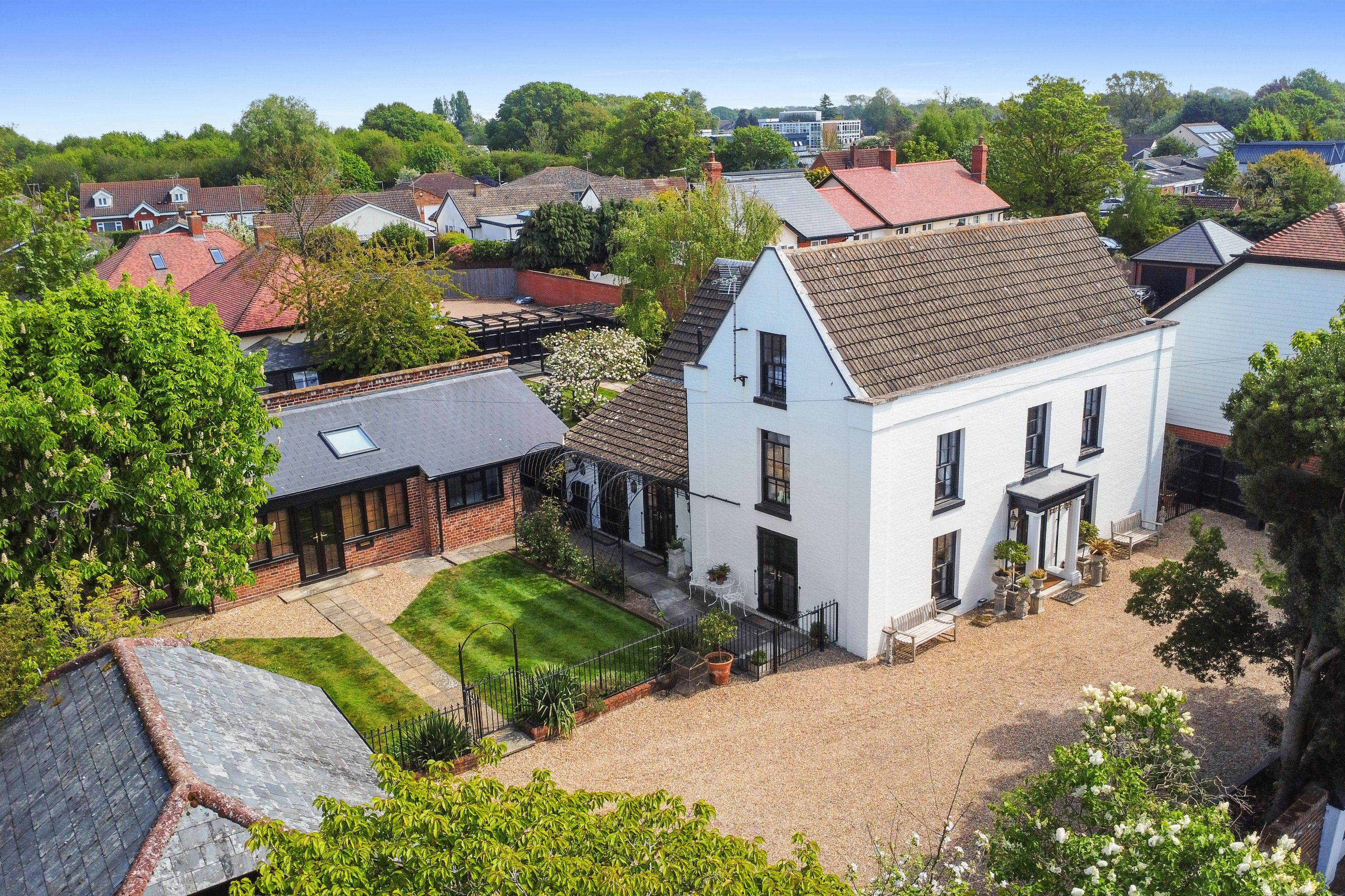 14 bedroom detached house for sale