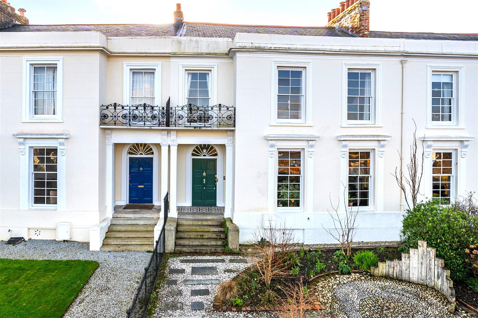 6 bedroom end terrace house for sale in London