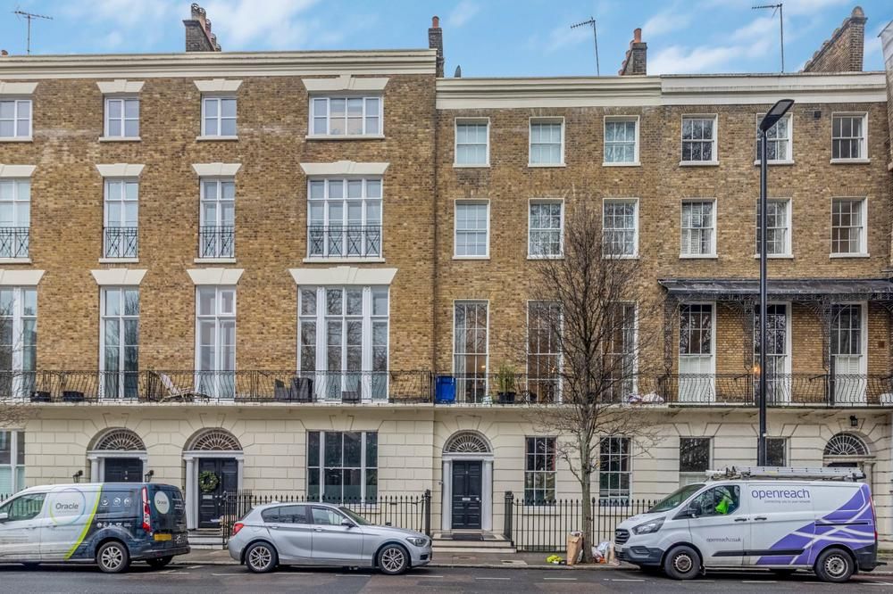1-bed flat on 3, 10 Dorset Square, London, £700,000