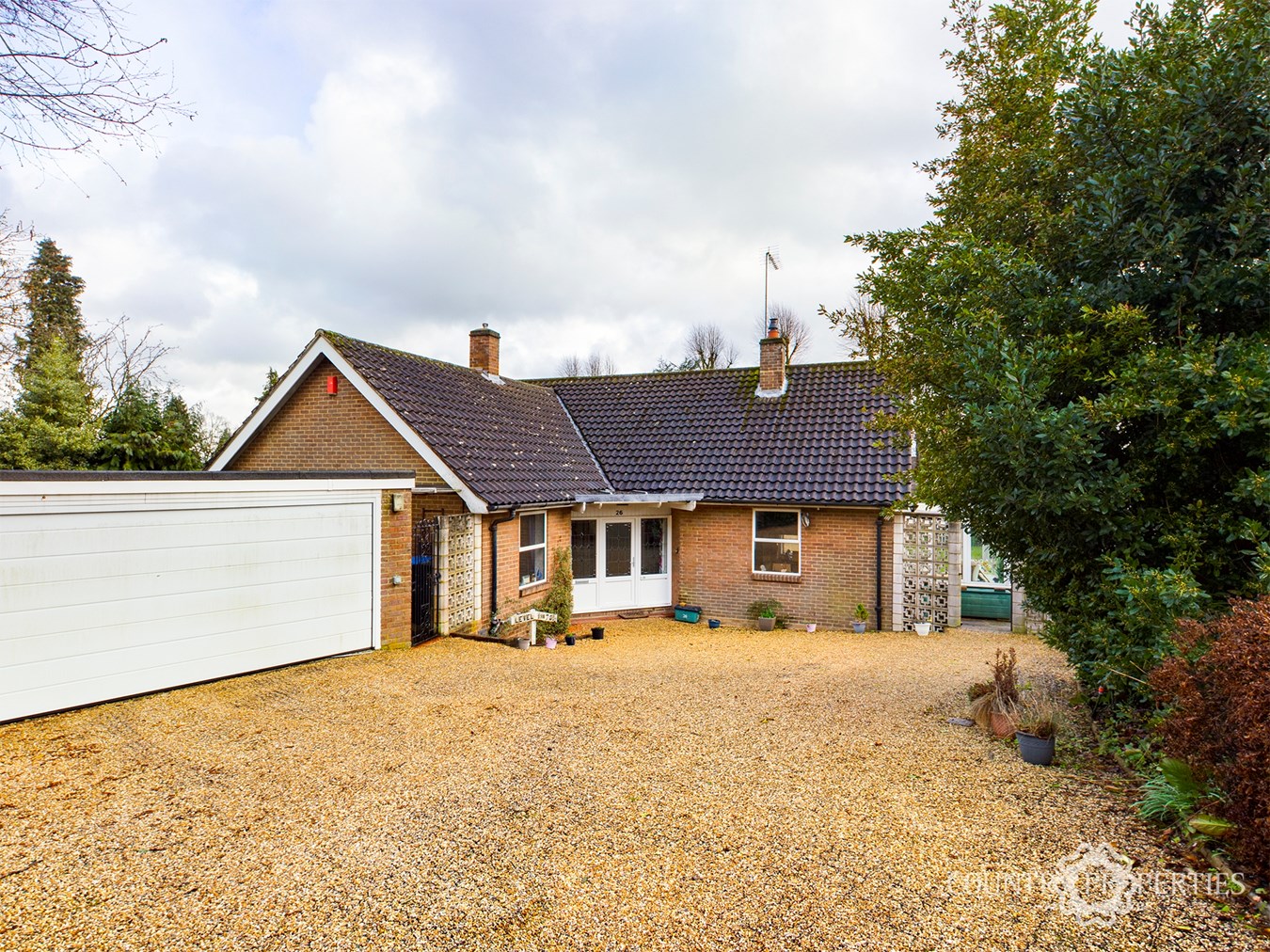 4 bedroom detached house for sale in London
