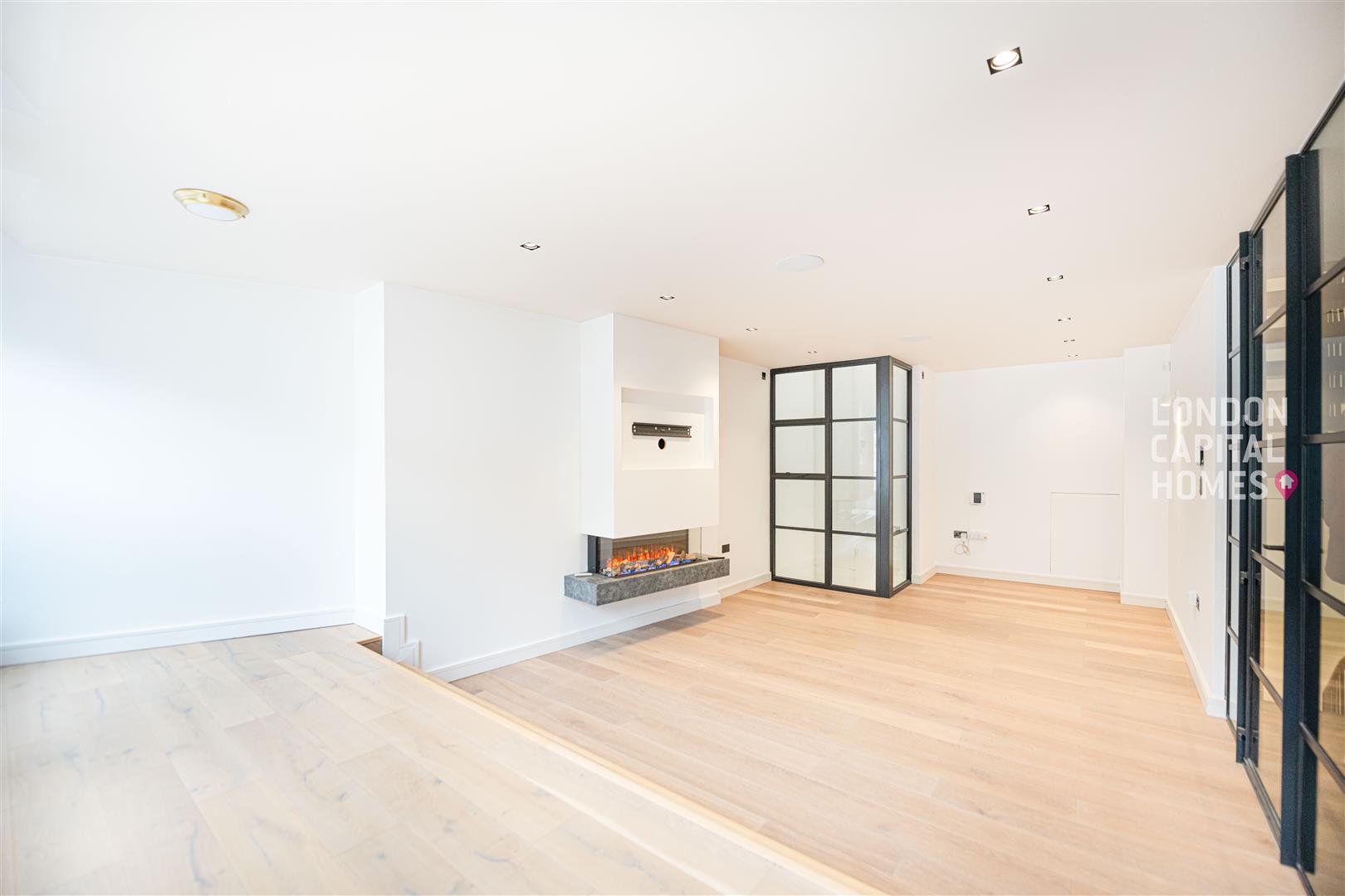 4 bedroom terraced house for sale 0
