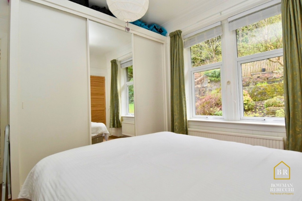 Photos of Broomberry Drive, Inverclyde, Gourock PA19 67101210