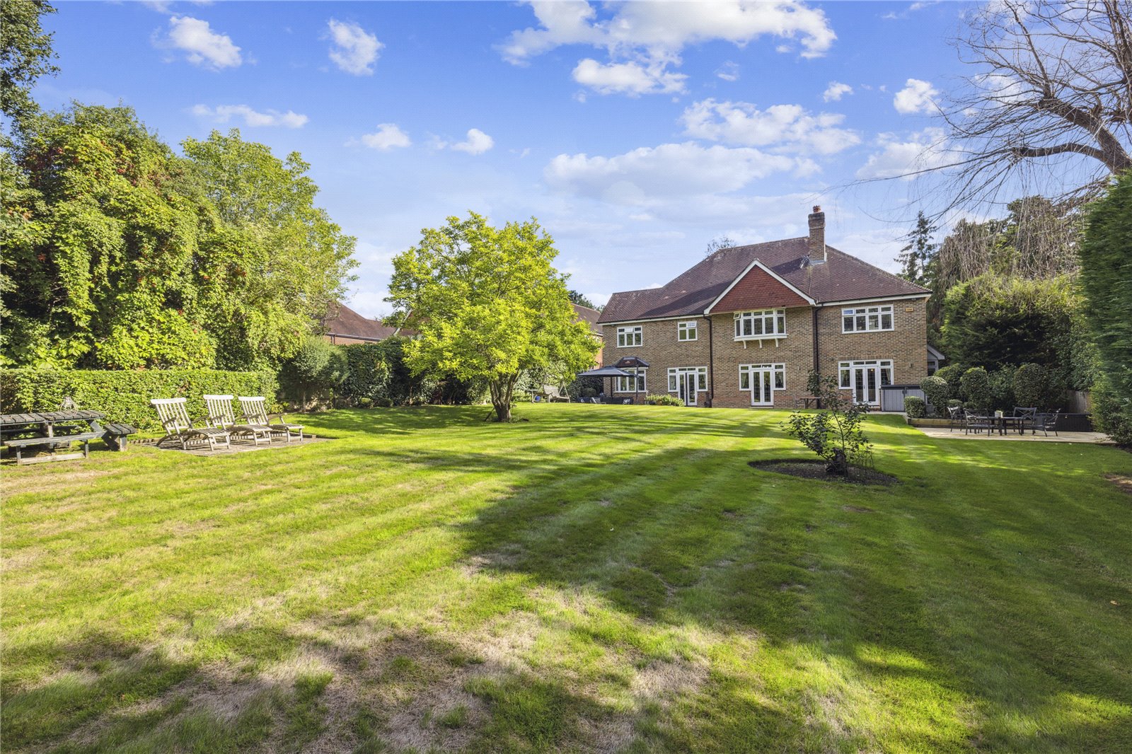 Photos of Steels Lane, Oxshott, Leatherhead, Surrey KT22 62483404