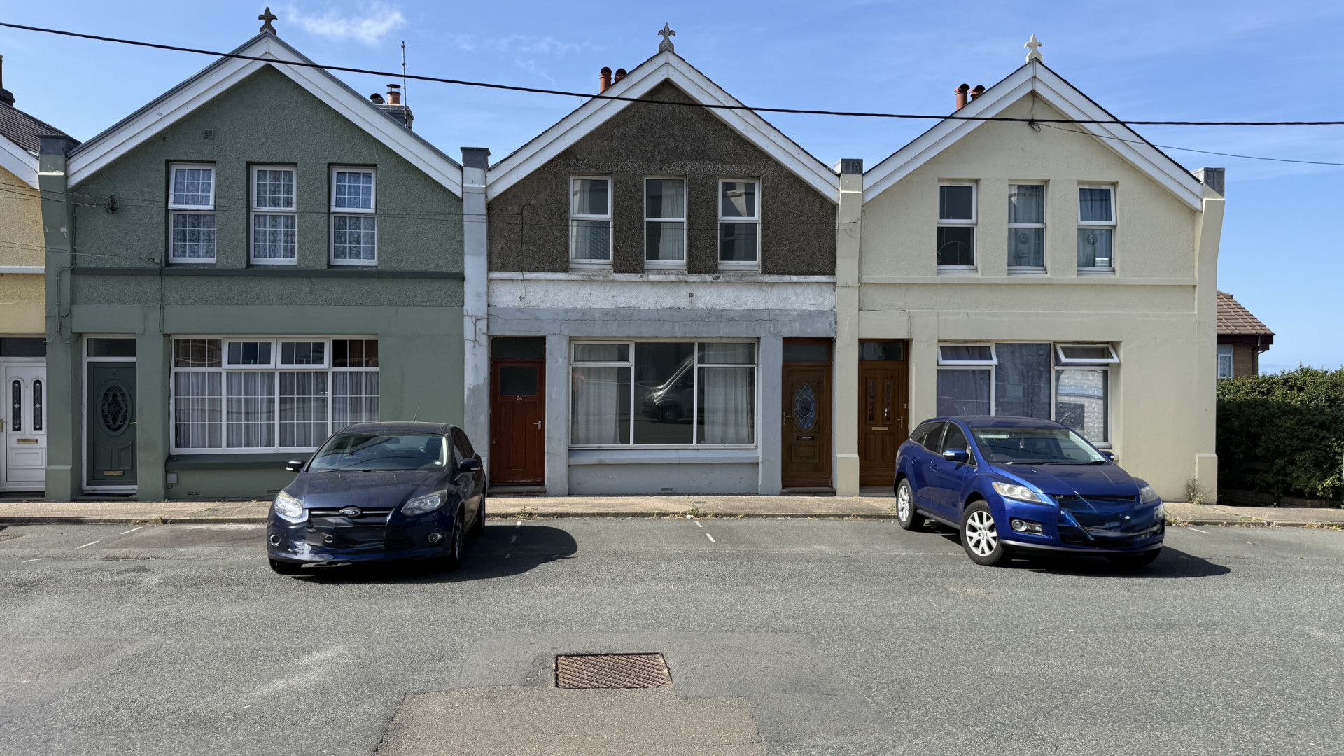 2,Queens Drive East, Ramsey photo 2