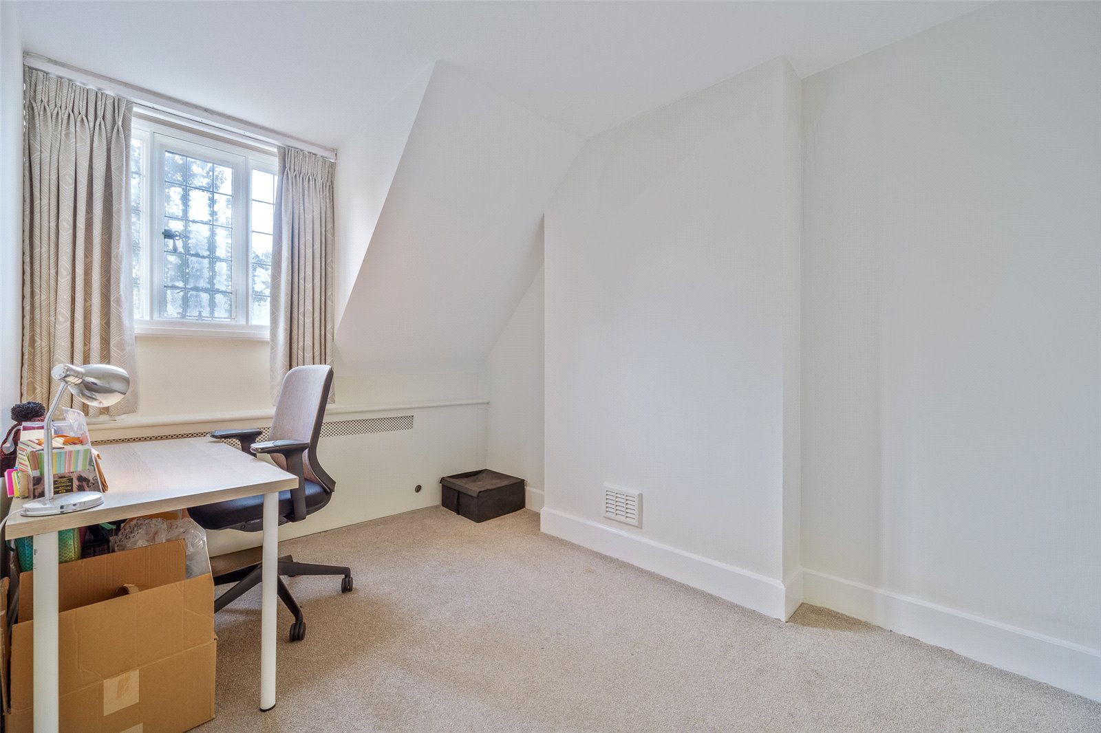 Photos of Clare Avenue, Wokingham, Berkshire RG40 66335134 PrimeLocation