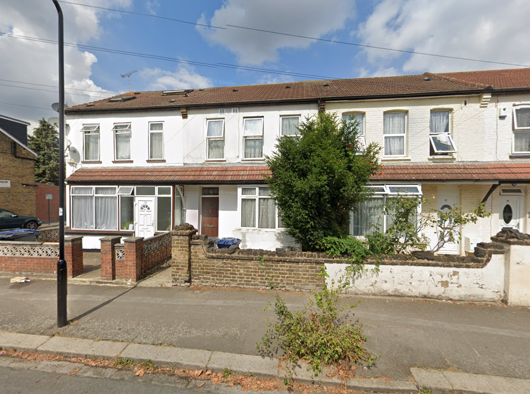 15, Windsor Road, Southall photo 2