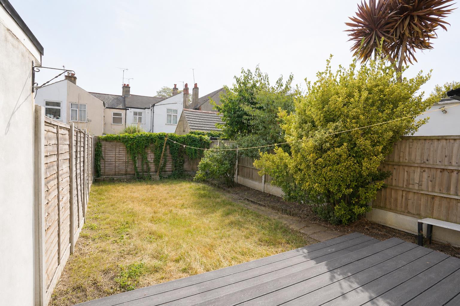124, Glenwood Avenue, Westcliff-On-Sea photo 3