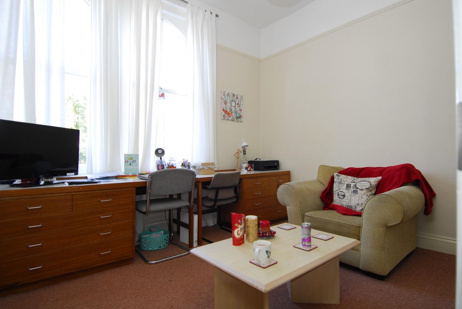 11 Napier Terrace, Flat 1, Plymouth photo 5