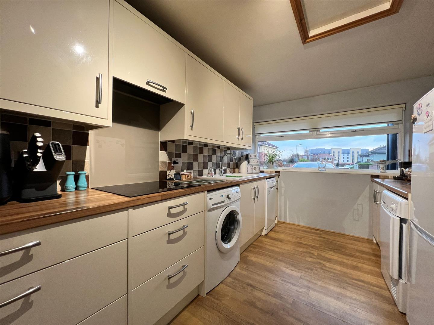 Photos of Green Howards Drive, Scarborough YO12 66151757 PrimeLocation