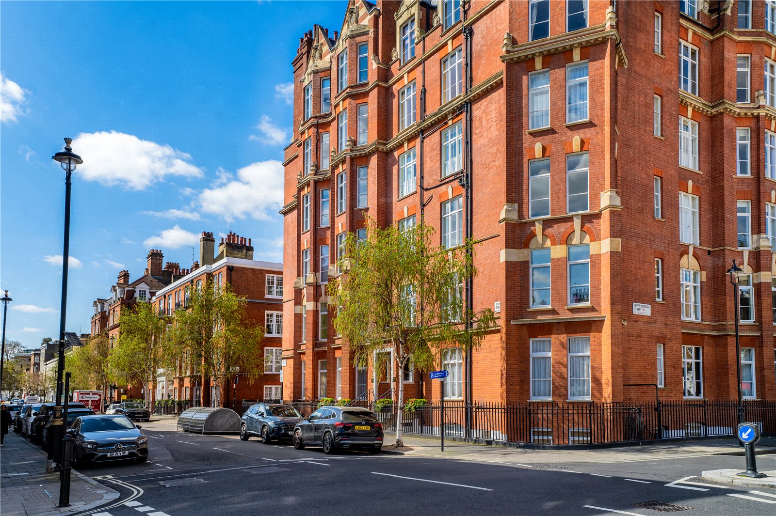 3 bedroom flat for sale 0