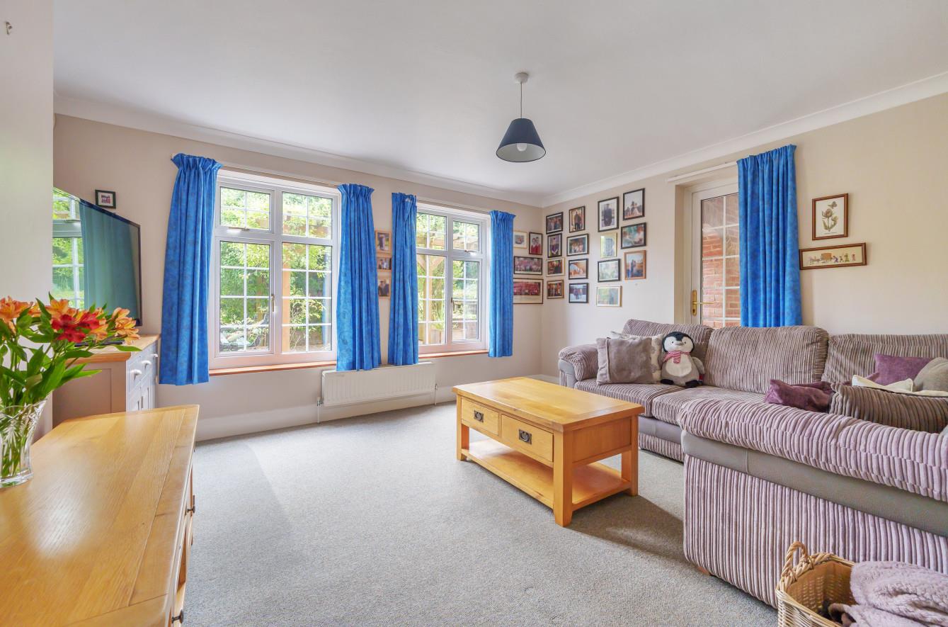 Photos of Bull Lane, Newington, Sittingbourne ME9 64811244