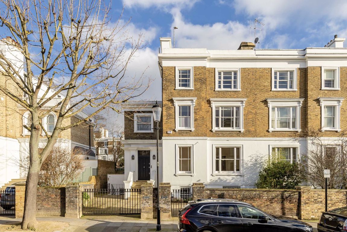 Photos of Clarendon Road, London W11 53917707 Zoopla