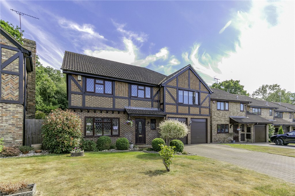 Free property report 11 Picket Post Close, Bracknell, RG12 9FG Chimnie