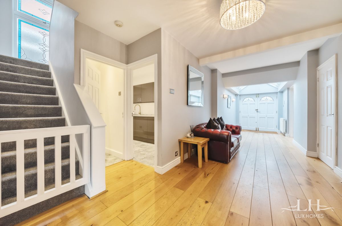 Photos of Ferndown, Hornchurch RM11 66853450 PrimeLocation