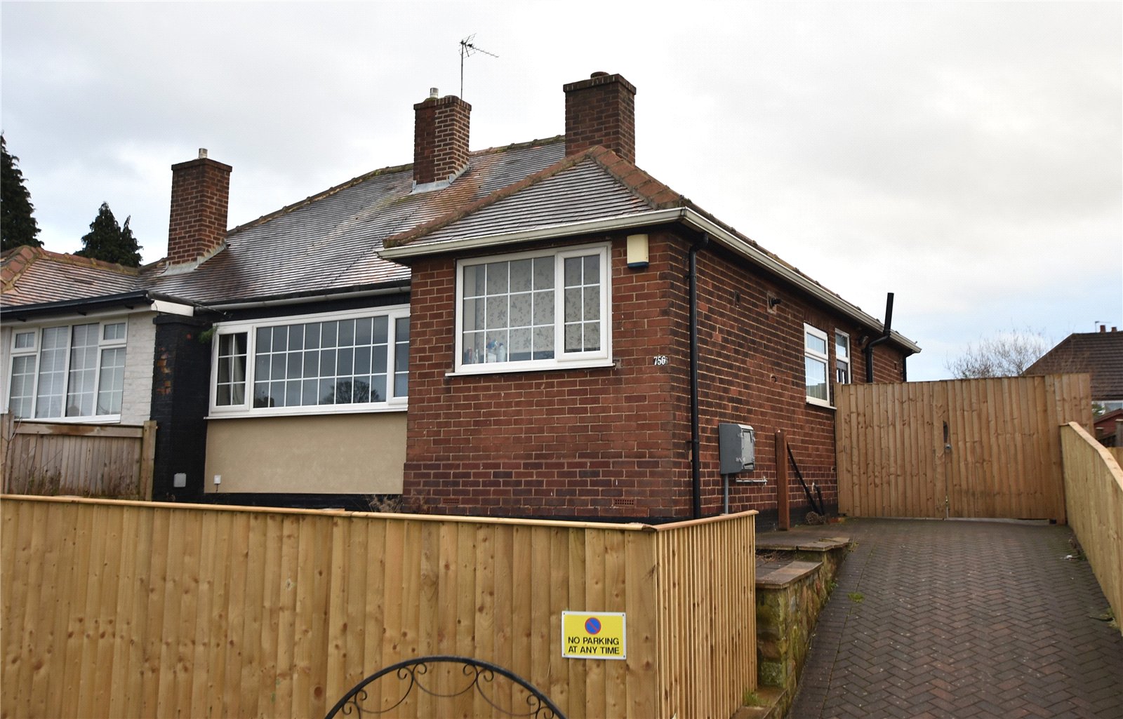 756, York Road, West Yorkshire photo 2