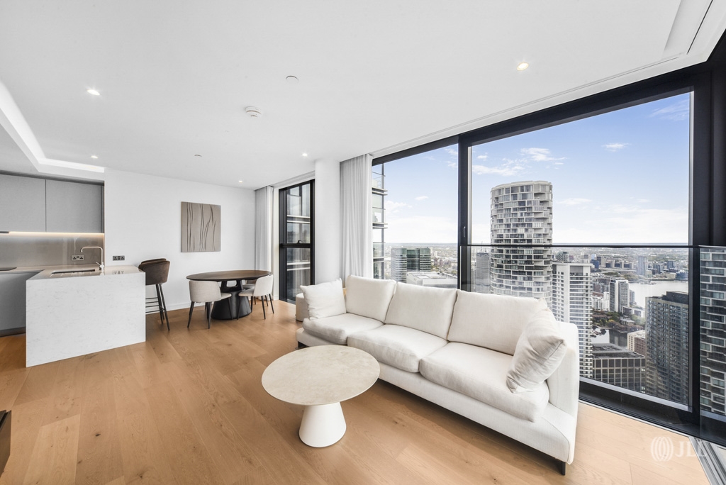 Best Coastal Towns to Buy Property in the UK