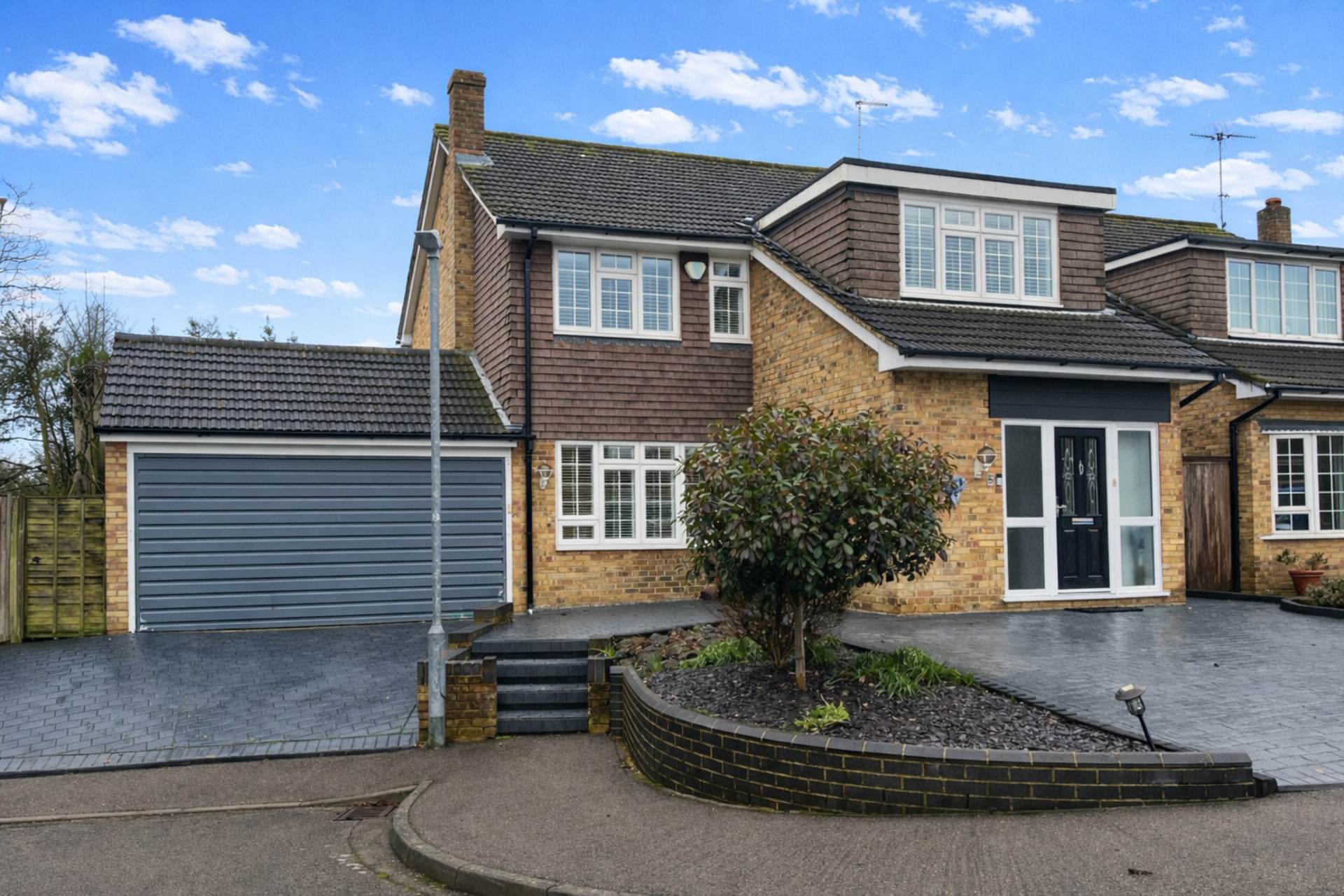 4-bed house on 5, Pittman Close, Brentwood, £725,000
