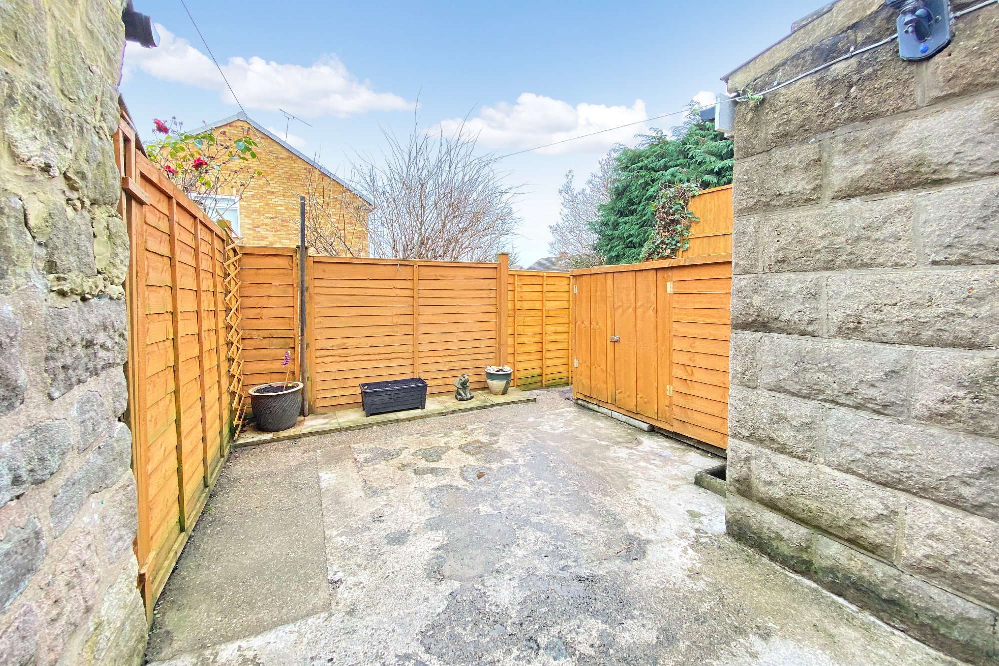 Photos of Bachelor Gardens, Harrogate HG1 63575322 PrimeLocation