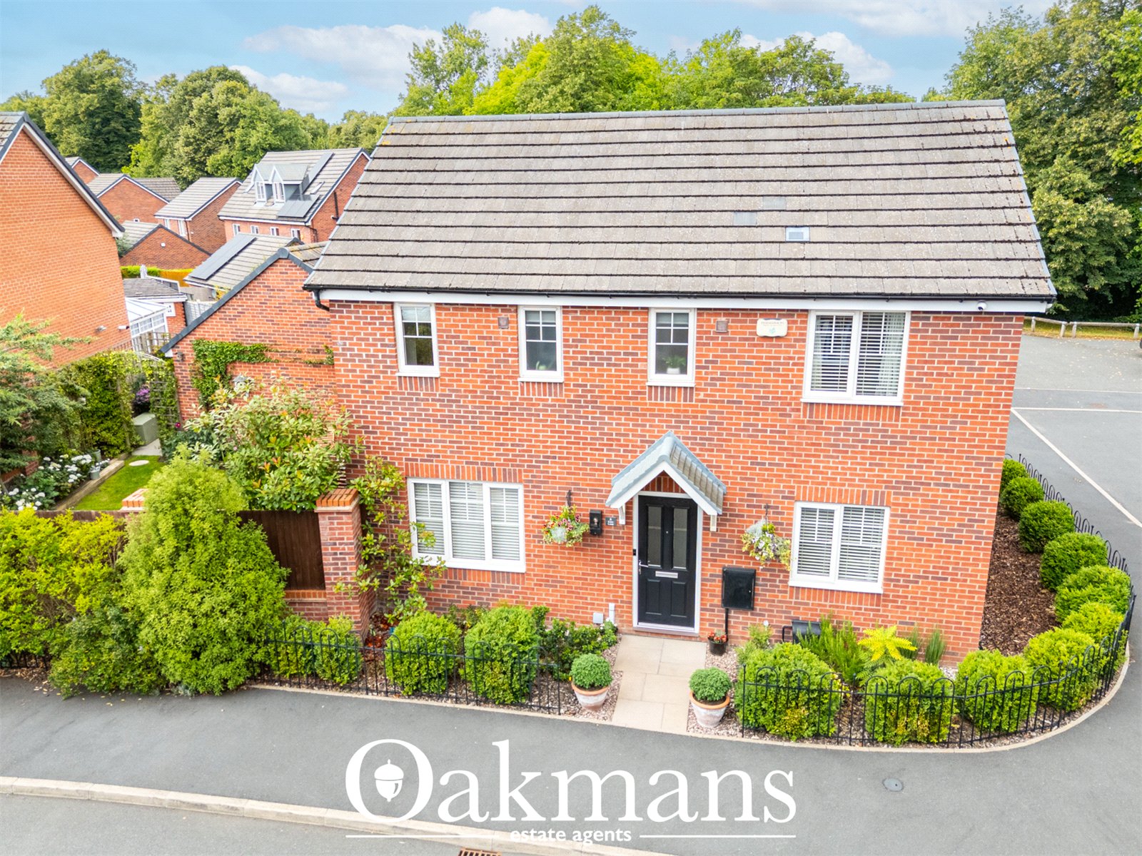 3-bed detached on Gate Lane, Birmingham, West Midlands B16, £420,000