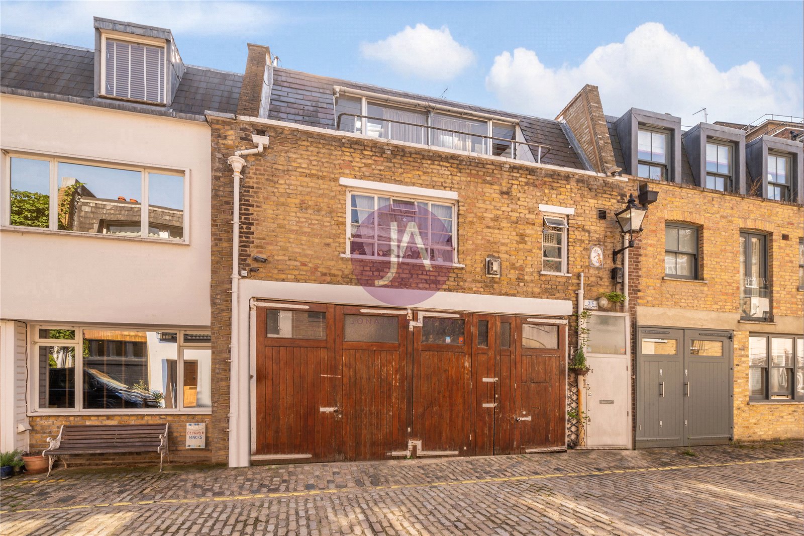 4 bedroom mews house for sale 0