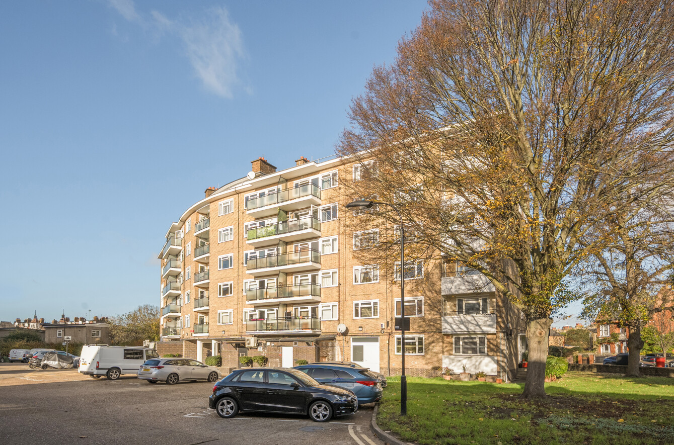 452, Sulivan Court, London floorplan