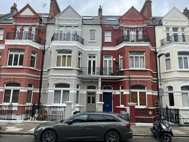52 Castletown Road, Greater London photo 3
