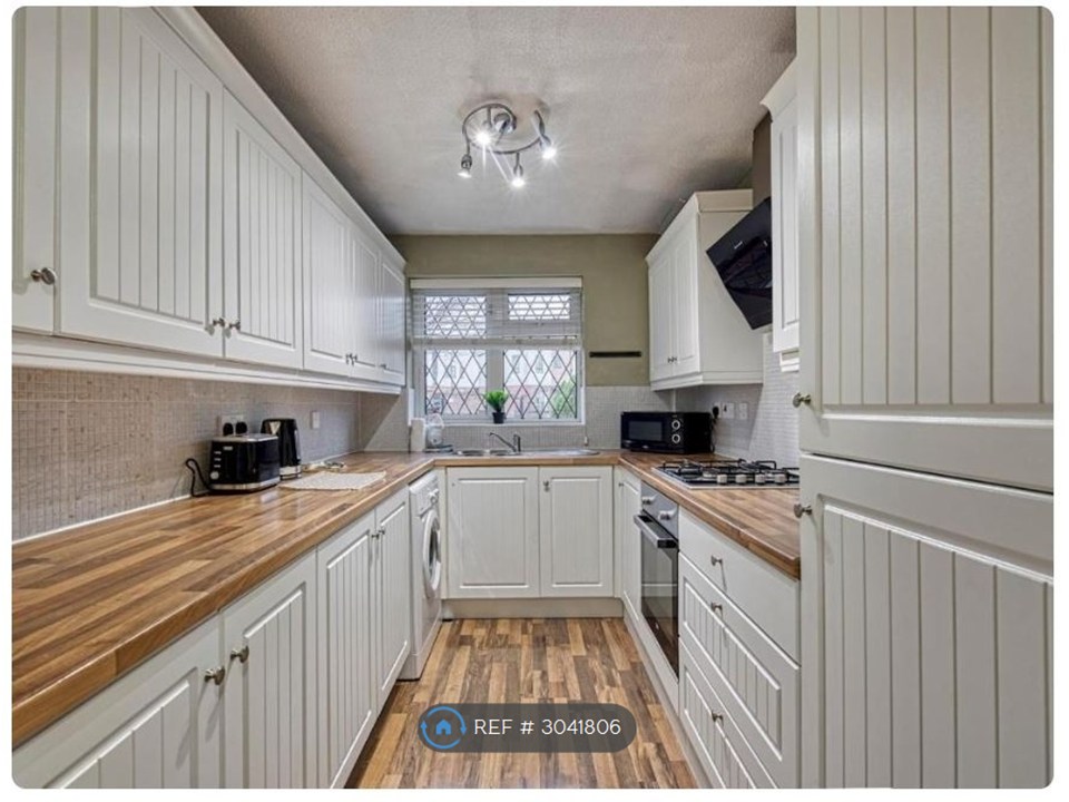 Hartwell Close, Manchester photo 5