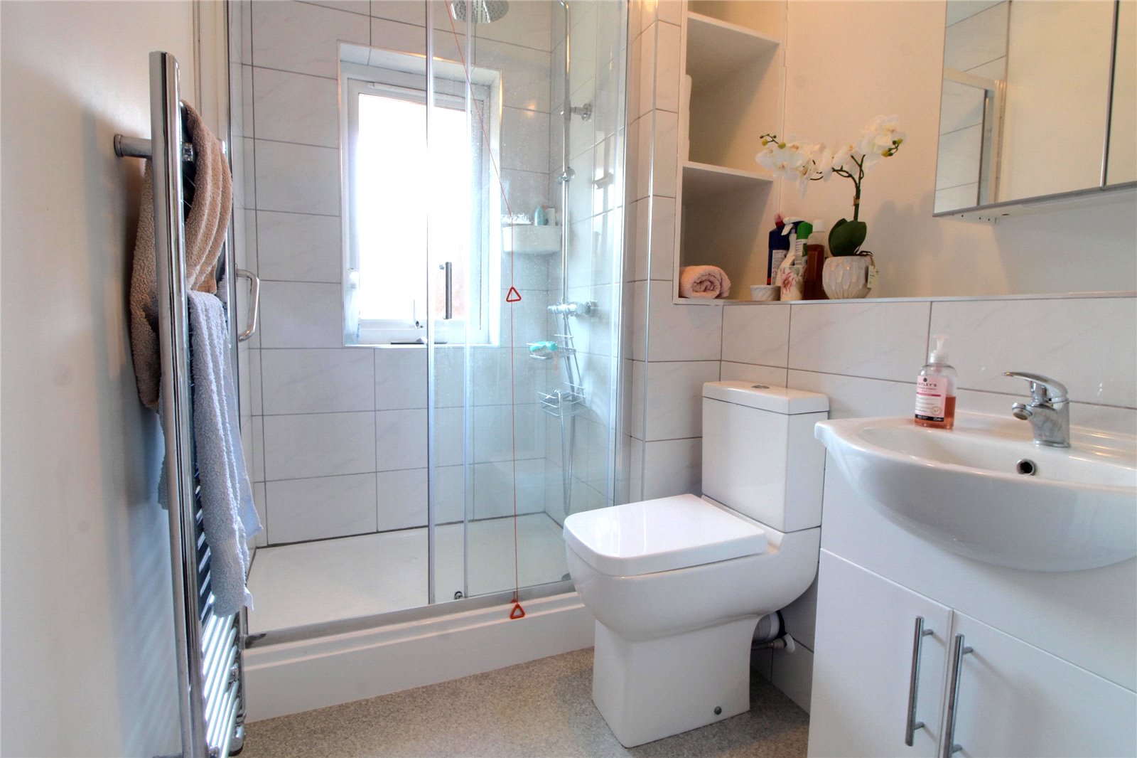 Flat 88, Ingleborough,, Cavell Drive, Middlesex photo 3