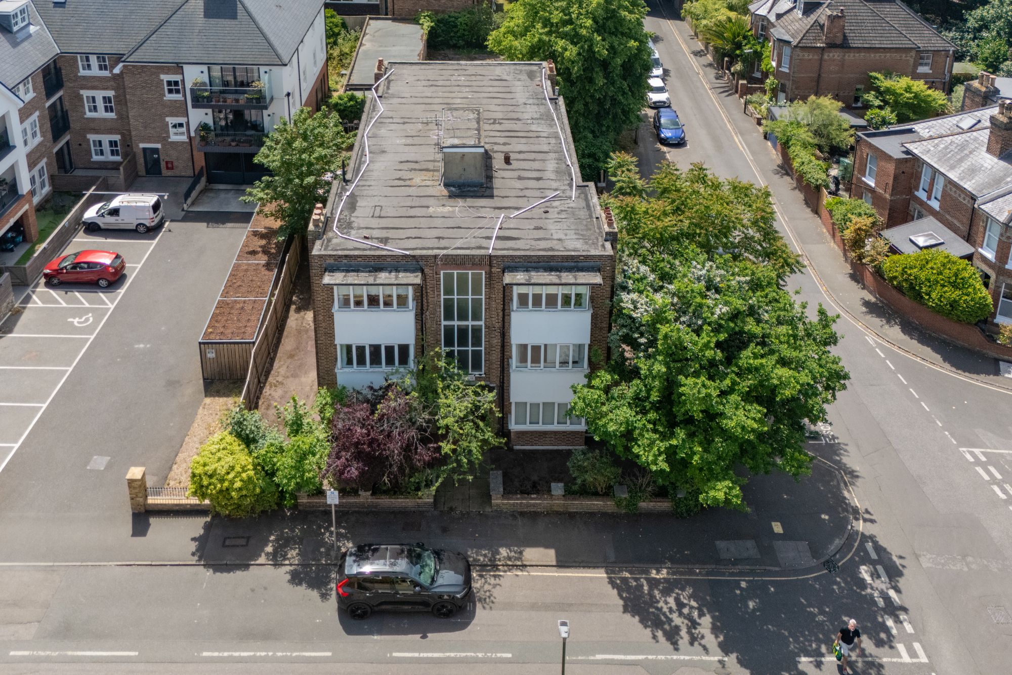 Wick House, 10 Station Road,, London photo 5
