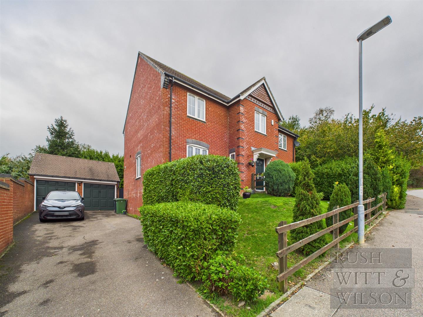 5-bed detached on 26, Stonebeach Rise, St. Leonards-On-Sea, £318,250