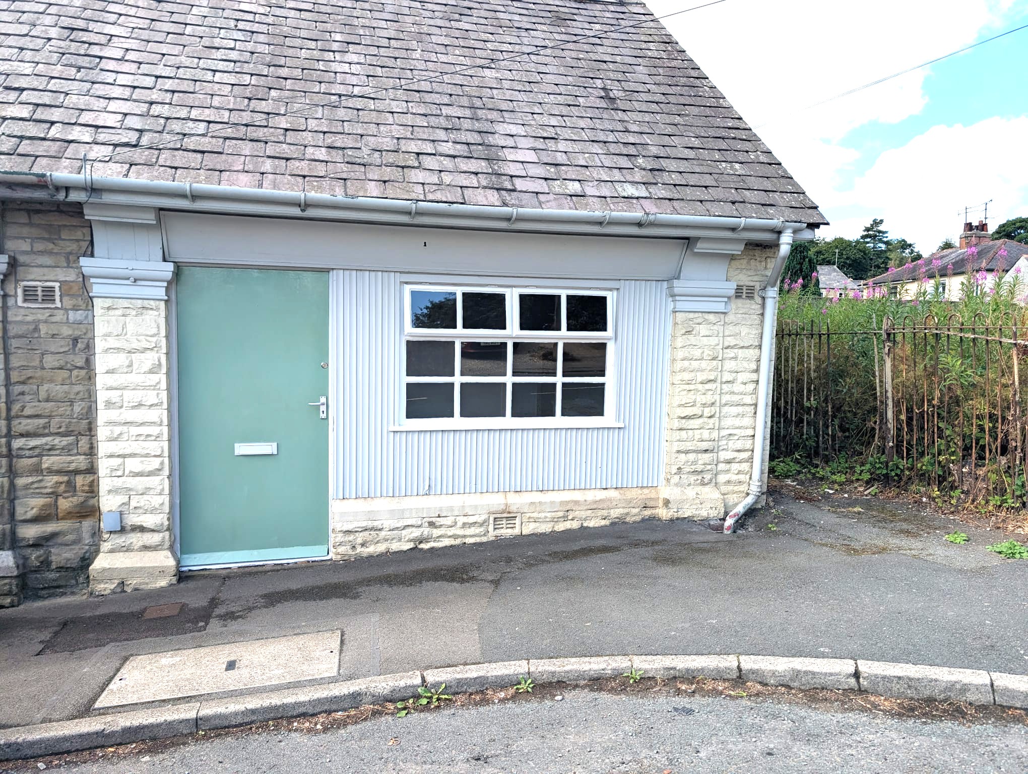 102a, Colne Road, Earby photo 5